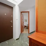 Apartamento Family In With Desk And Bathtub By Renters Varsóvia